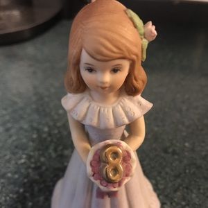 ⭐️5/$25⭐️ Growing Up porcelain doll, age 8